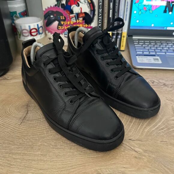 Authentic Christian Louboutin Louis Junior Leather Low Top Sneakers Size 41 - Picture 1 of 7